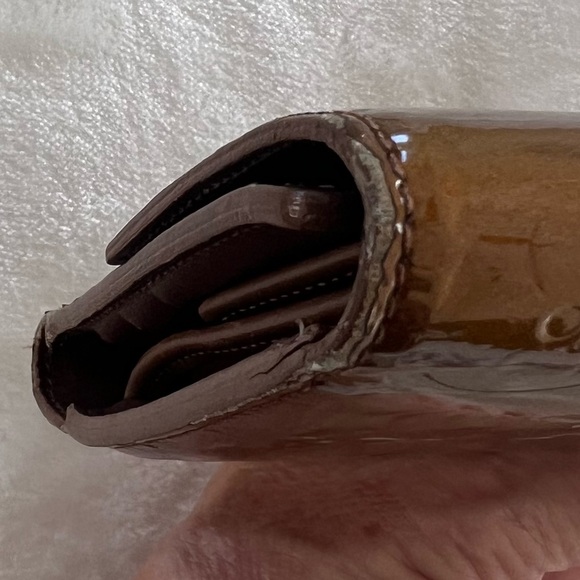 PROJECT Wallet! Auth Louis Vuitton Vernis Wallet, Caramel Color - Picture 11 of 13